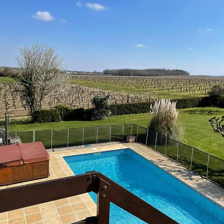 Gite Chez Riviere Nantillé 外观 照片