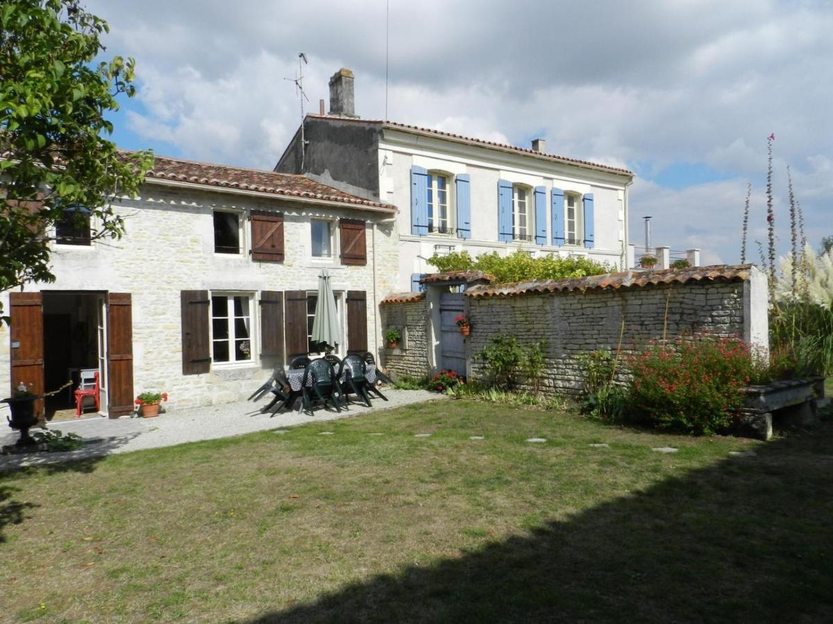 Gite Chez Riviere Nantillé 外观 照片