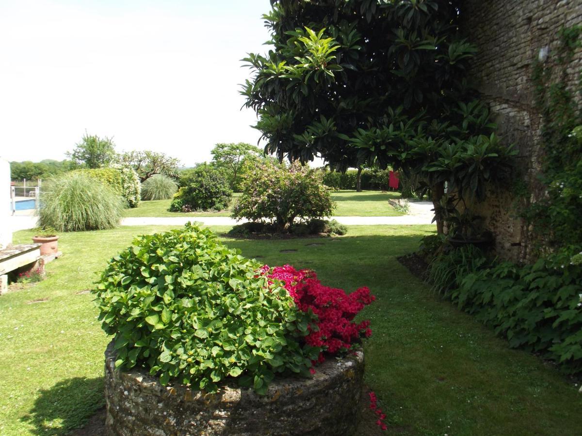 Gite Chez Riviere Nantillé 外观 照片